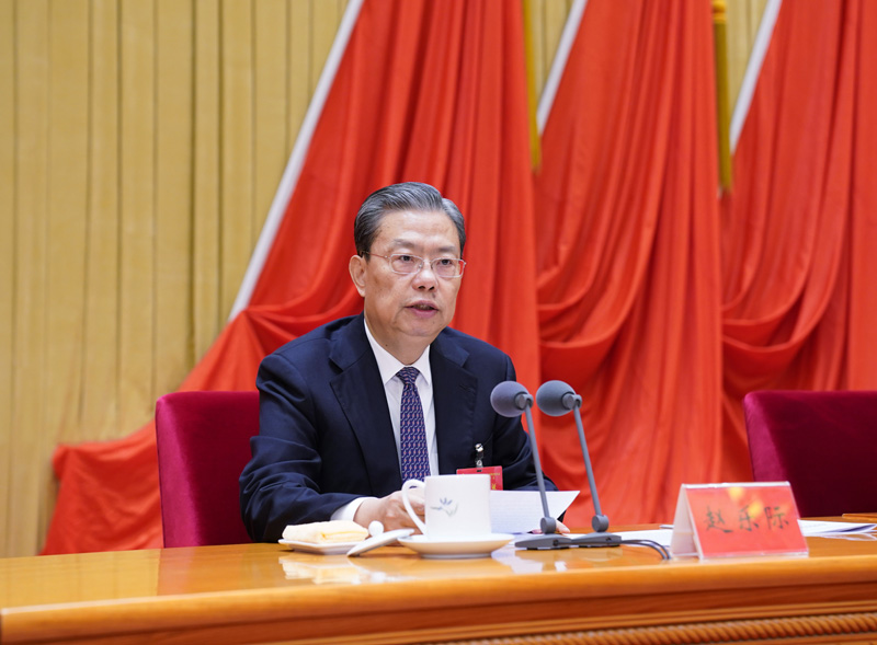 1月22日，中國共產黨第十九屆中央紀律檢查委員會第五次全體會議在北京開幕。中共中央政治局常委、中央紀律檢查委員會書記趙樂際代表中央紀律檢查委員會常務委員會作題為《推動新時代紀檢監(jiān)察工作高質量發(fā)展，以優(yōu)異成績慶祝中國共產黨成立100周年》的工作報告。新華社記者 張領 攝