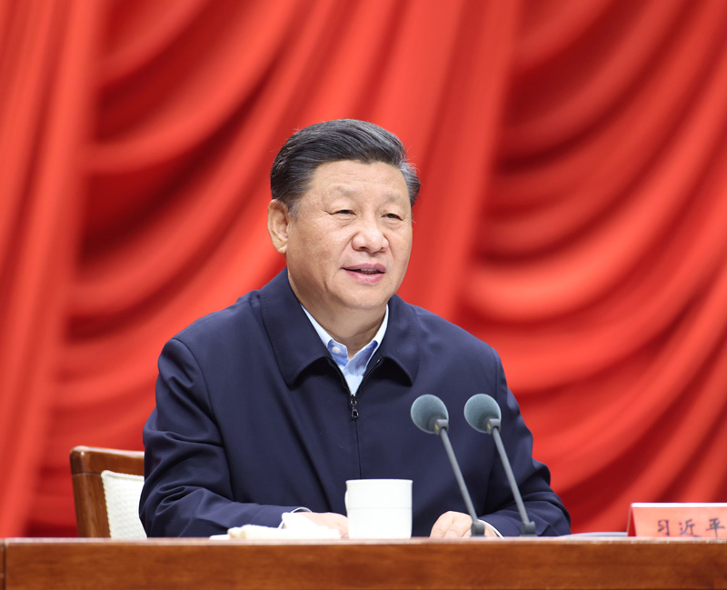 10月10日，2020年秋季學期中央黨校（國家行政學院）中青年干部培訓班在中央黨校開班。中共中央總書記、國家主席、中央軍委主席習近平在開班式上發(fā)表重要講話。新華社記者 鞠鵬 攝